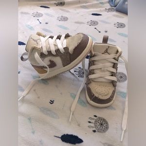 Air Jordan 1 Mid SE Craft 6c